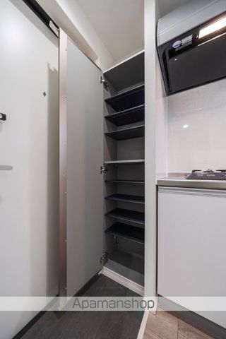 ROBOT HOME 和白の内装写真