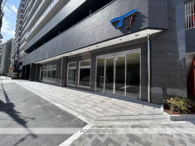SERENITEフラン新大阪の外観写真