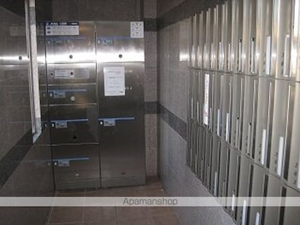 グランフォンテーヌ[2LDK/56.57m2]の共用部4