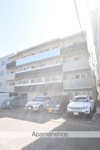 CHERISIS南6条の外観写真