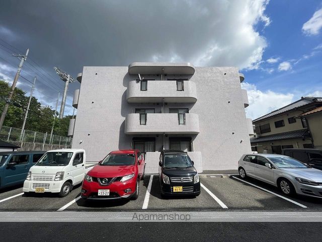 プルミエール春日丘の外観写真