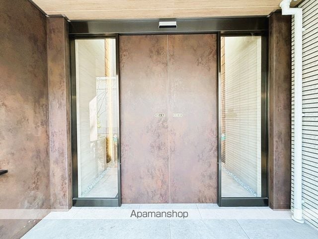 アズール庚午北の玄関写真