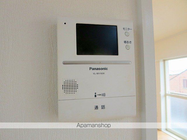 リトルバードの内装写真