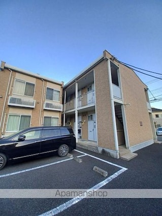 レオパレスフラッツスクエアⅡ[1K/19.87m2]の外観2