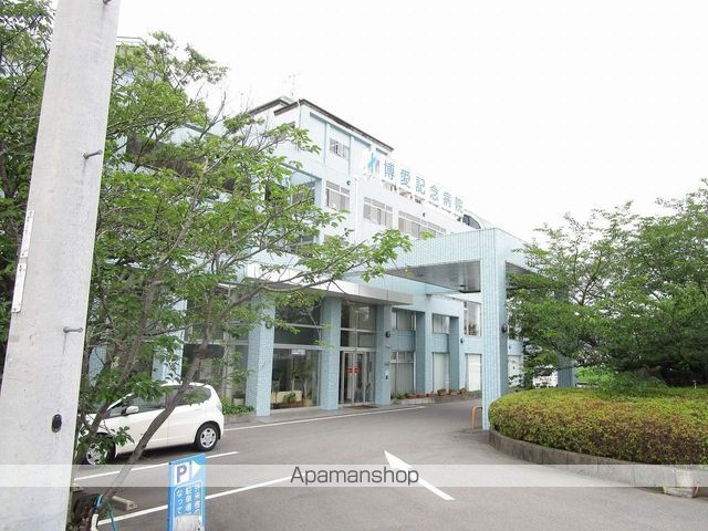 ファミール三軒屋 A棟の周辺写真