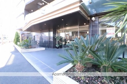 東京都立川市幸町３丁目[1LDK/45.18m2]のエントランス1