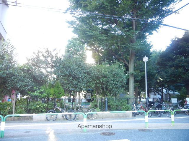 コンフォリア新宿御苑Iの周辺写真