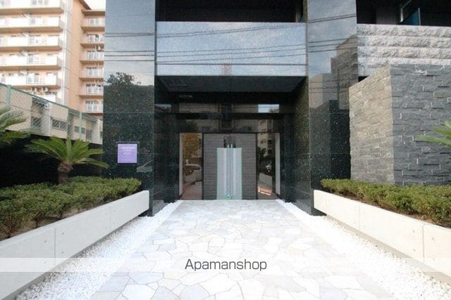 S−RESIDENCE新大阪駅前の玄関写真