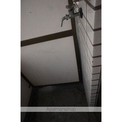 グリーンコート弦巻[1R/16.78m2]のバルコニー