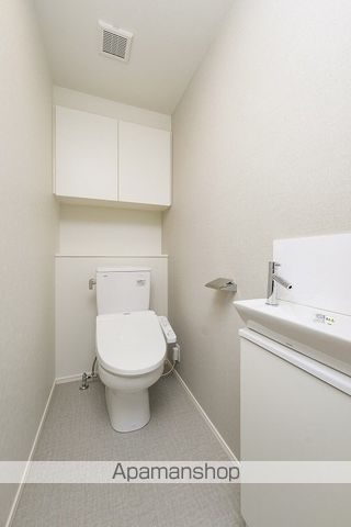 エンクレスト呉服町の玄関写真