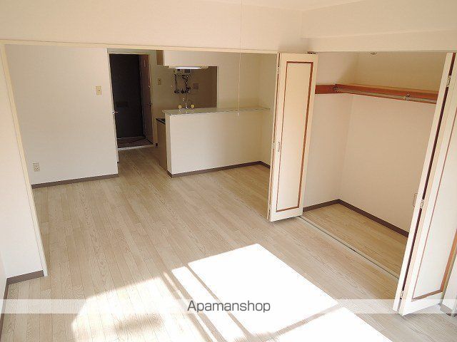 ルナハイツ南8条の内装写真