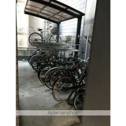 愛知県名古屋市東区泉２丁目[1K/21.87m2]のエントランス2