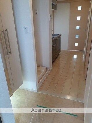 セシリア[1K/27.91m2]の玄関