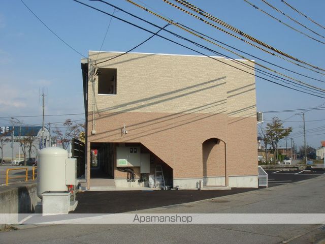 NSコーポ西高岡の外観写真