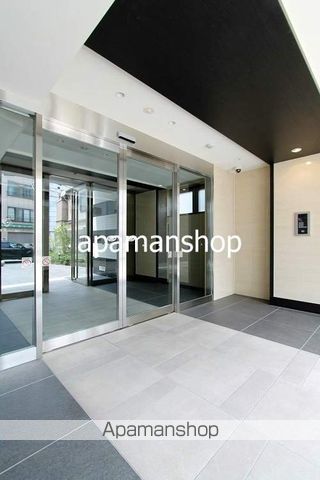 ジアコスモOSAKAJYOMINAMIIIの玄関写真