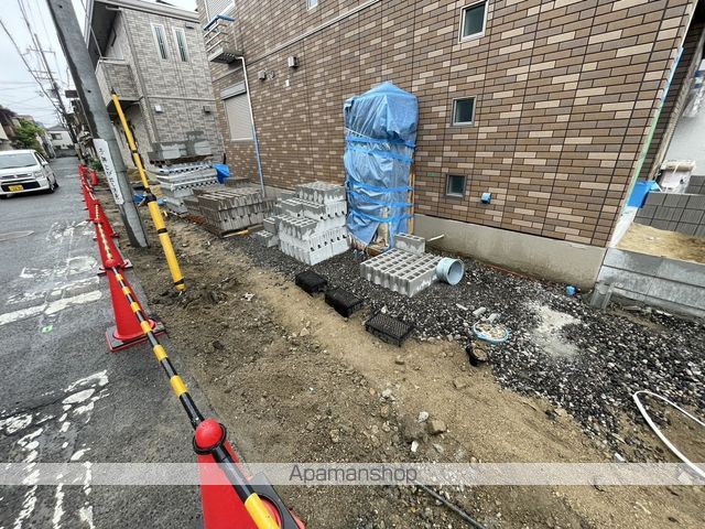 LARGE COLLINE IIの内装写真