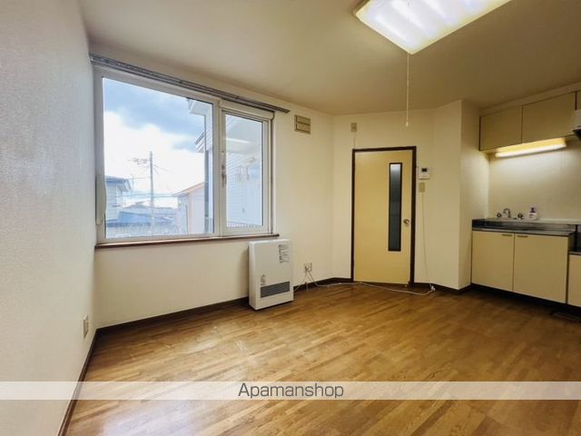EAST VILLAGE APARTMENTの内装写真