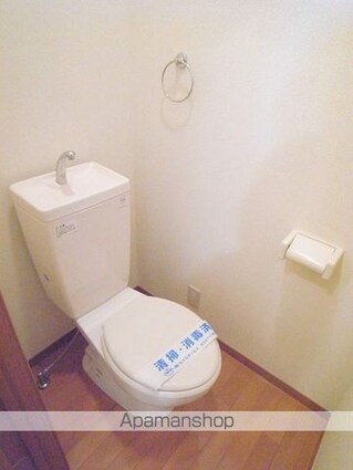 東京都世田谷区代田３丁目[2K/29.1m2]のトイレ