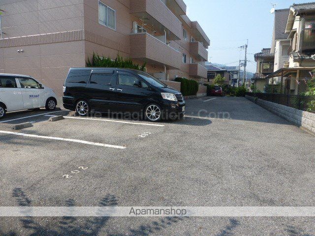 プレージオビワコ[2LDK/67.36m2]の駐車場1