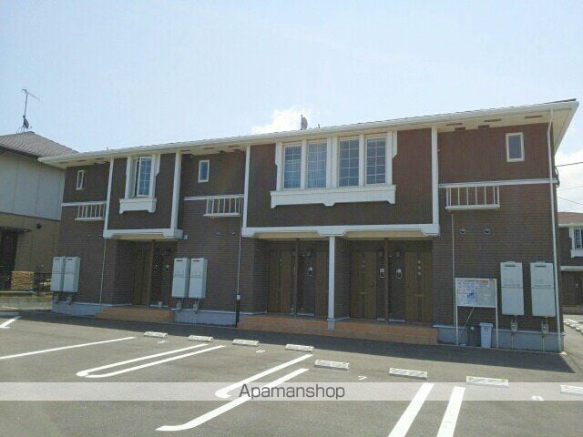 エテルノ M・MIの玄関写真