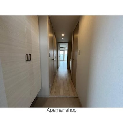 エスリード名城公園プライム[1K/25.36m2]の玄関