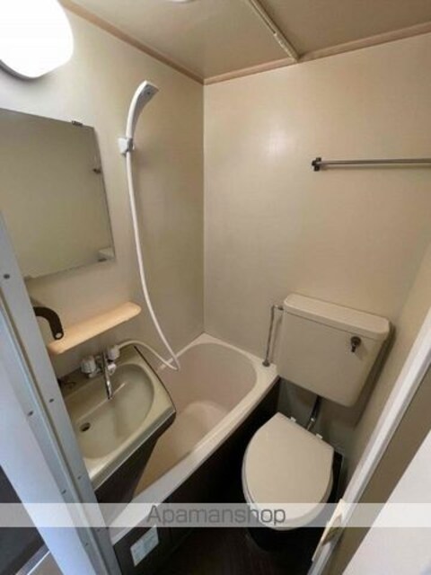 日興パレセゾン田園調布[1R/15.18m2]のバス