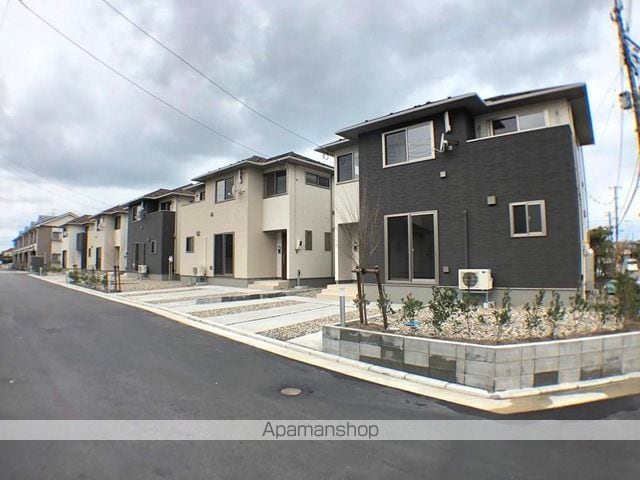 坂井東6丁目貸家