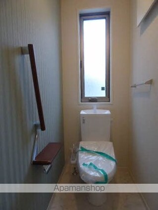 アルフラットテラス　Ｂ棟[3LDK/74.14m2]のトイレ