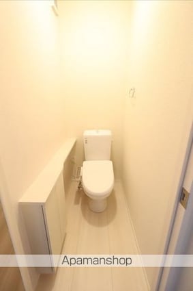 ファルコンベース若宮[1LDK/42.62m2]のトイレ