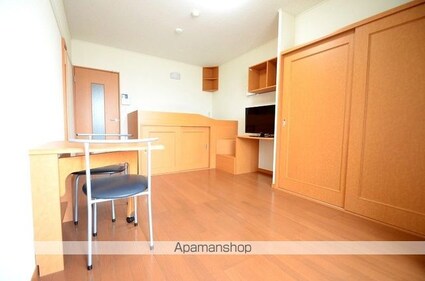 レオパレスアベニュー新涯[1K/23.18m2]のリビング・居間