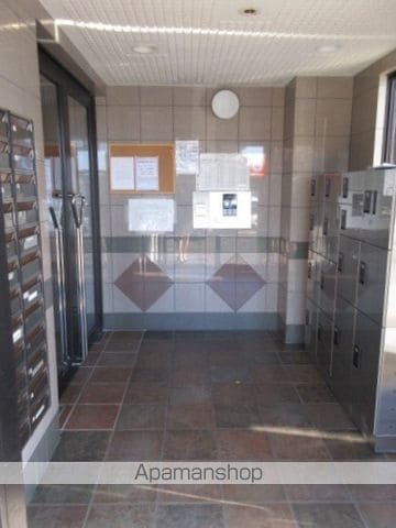 マーブル参番館の玄関写真