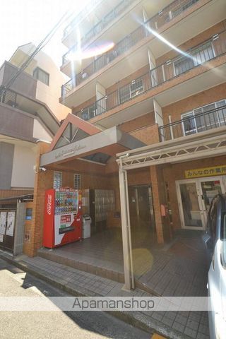 LA SHANTI 本川の玄関写真