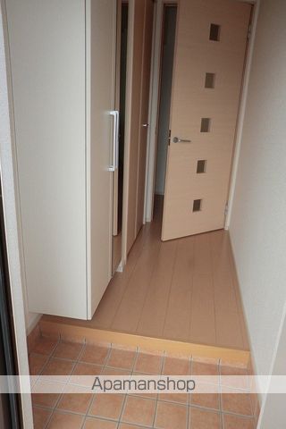 紀の川市 2階建 築11年の内装写真