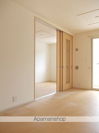 シャイン[2LDK/56.98m2]のリビング・居間2