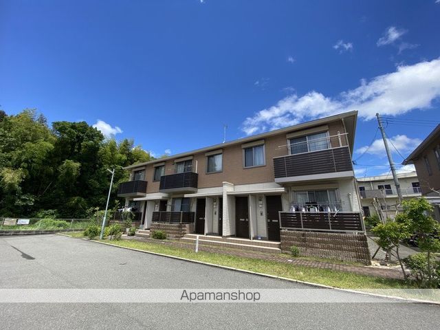 和歌山市園部のハイツの外観1