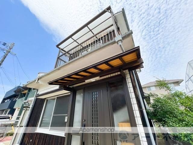 松山市 2階建 築37年の外観写真