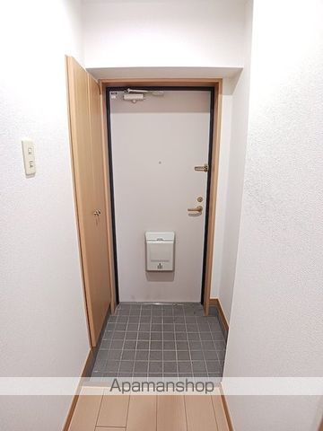 カルフール緑井の内装写真