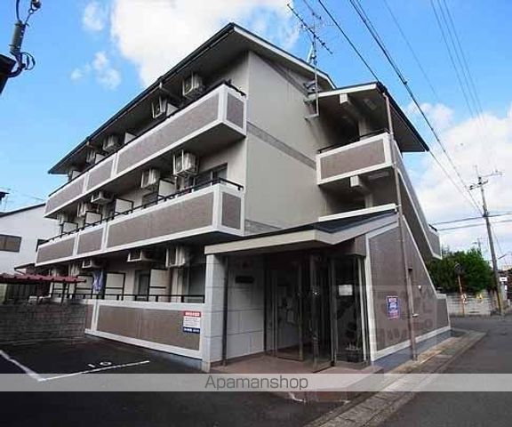 アストリア桂の玄関写真