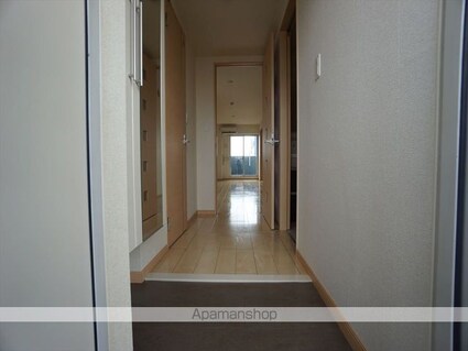 ラフレシール　トレス[1LDK/44.55m2]の玄関