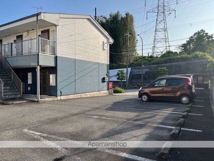 Ｃｈａｍｂｒｅ[1K/27.4m2]の駐車場4