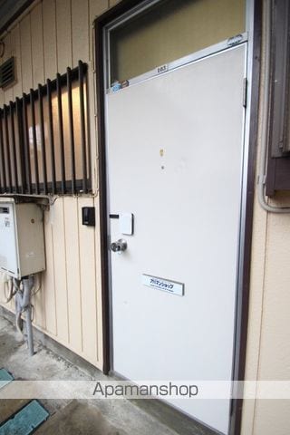 フジコーポの玄関写真