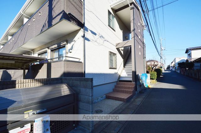 ブライトIIの玄関写真