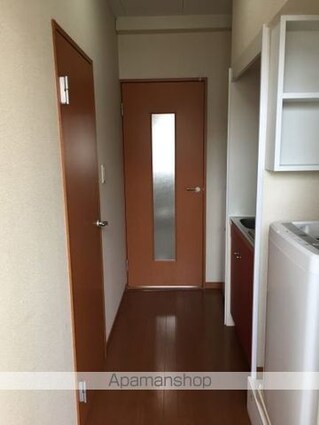 レオパレス甲斐住吉[1K/23.18m2]の玄関