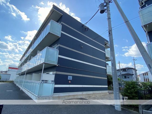 レオネクストカロータの外観写真