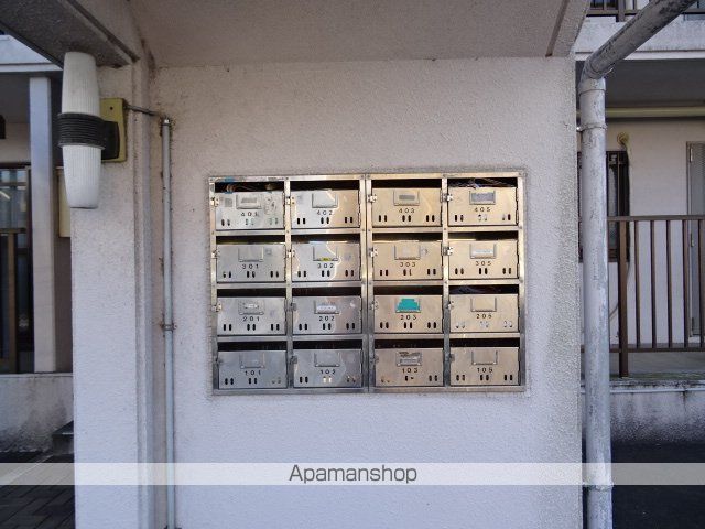 ハイツシャルマンIIの外観写真