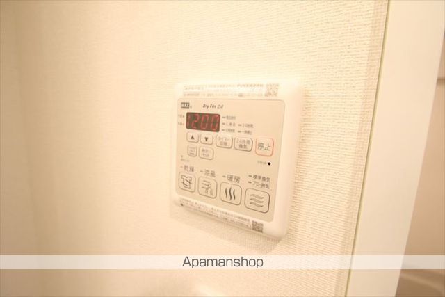 プレサンス西中島南方セレストの内装写真