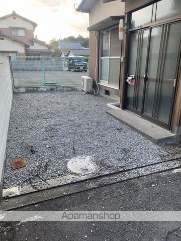 丸亀市 2階建 築49年の玄関写真
