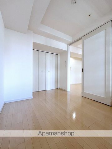 CROSSRESIDENCE大阪新町の内装写真