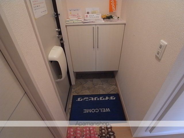 リビングタウン四条大路D棟の内装写真