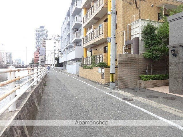 【福岡市中央区鳥飼のマンションの写真】